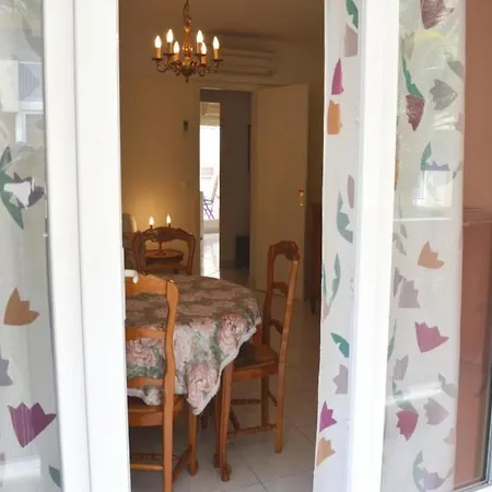 Apartment Les Dauphins 2 *
